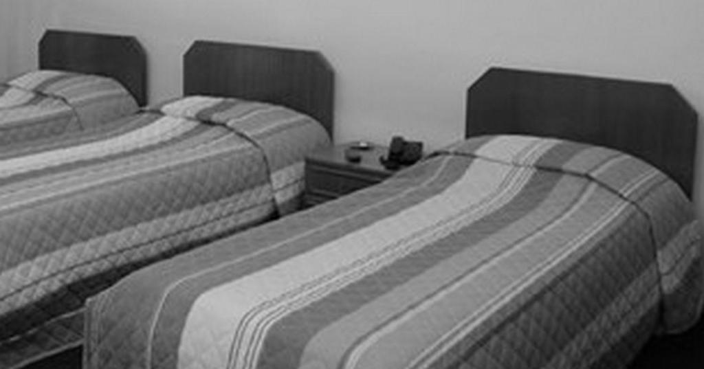 Euro Hotel Куритиба Стая снимка